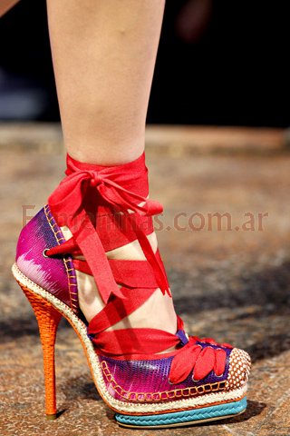 Calzado taco aguja moda 2012 DETALLES Christian Dior